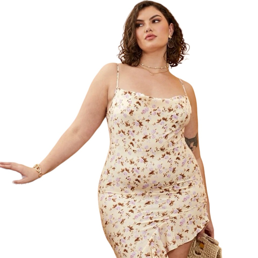 ✂️SHEIN PLUS ditzy floral asymmetrical Ruffle Cami Dress